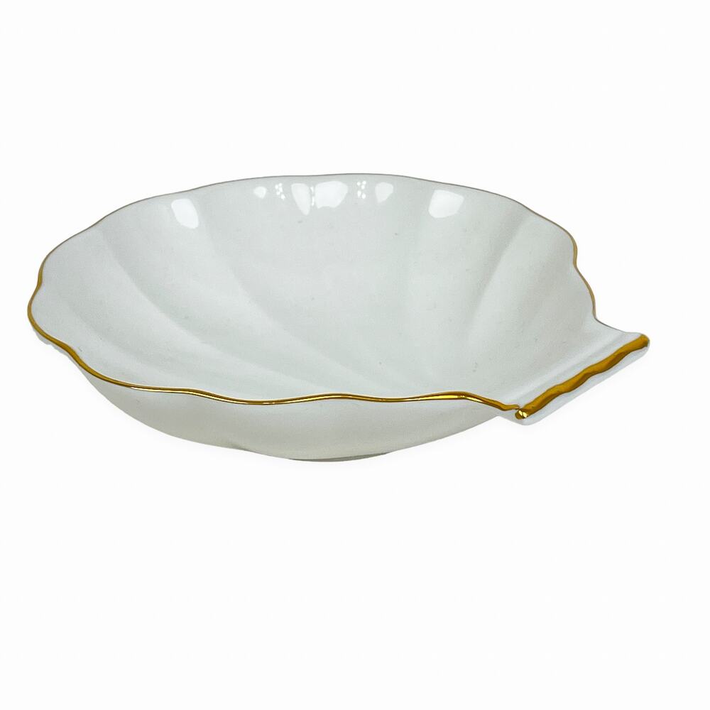 Hankook Bone China Korea Dish Trinket Candy White Scallop Shell Gold Trim 6"